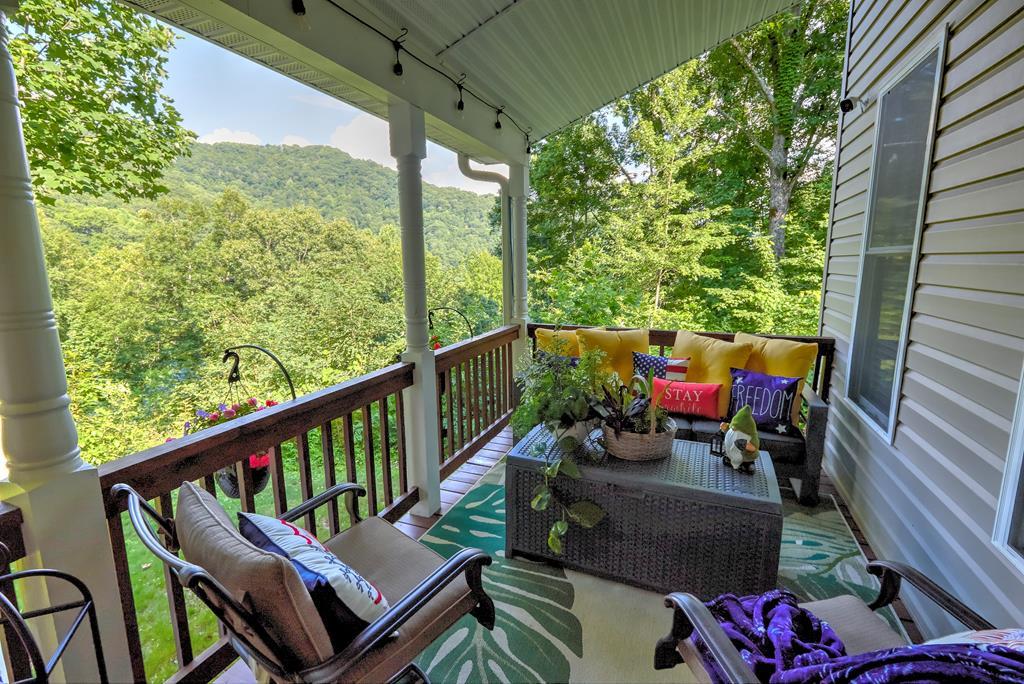 Photo of 1333 Pigeon Creek, Bryson City, NC 28713 (MLS # 26047796)