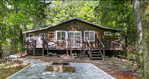 Photo of 67 Watauga Heights Rd, Franklin, NC 28734 (MLS # 26047941)