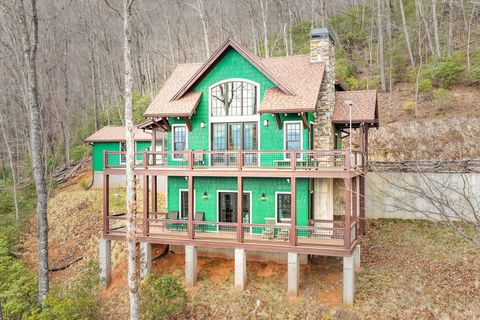Photo of 640 Garden Branch Road, Franklin, NC 28734 (MLS # 26046948)