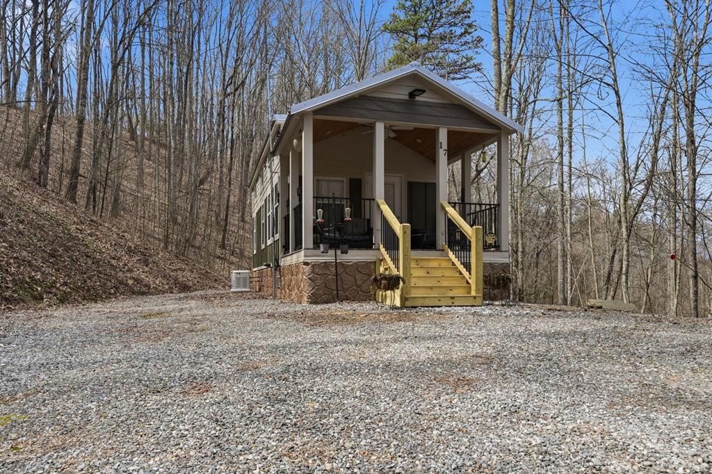 Photo of 57 Lost Arrow Ln, Whittier, NC 28789 (MLS # 26046694)