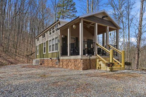 Photo of 57 Lost Arrow Ln, Whittier, NC 28789 (MLS # 26046694)