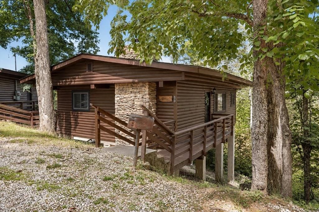 Photo of 319 Blue Ridge Pkwy, Bryson City, NC 28713 (MLS # 26047362)