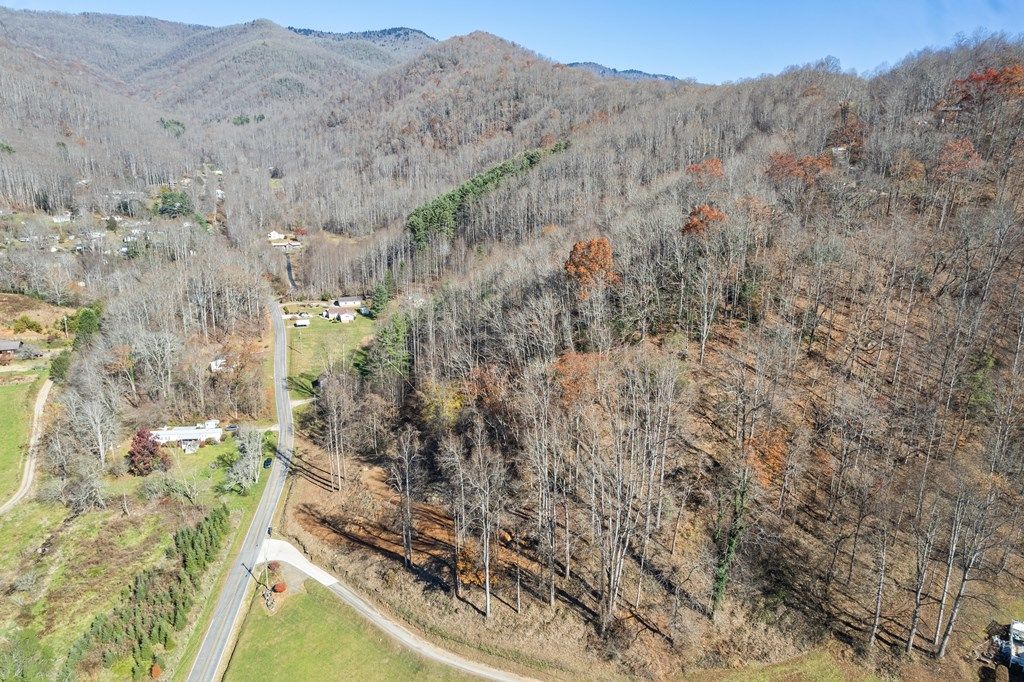 Photo of Tract 3: Lot 4 White Birch Drive, Sylva, NC 28779 (MLS # 26046964)