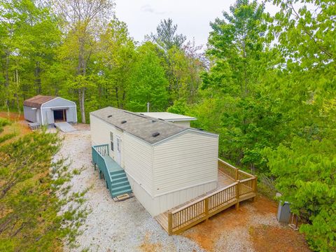 Photo of 34 Evans Lane, Franklin, NC 28734 (MLS # 26047107)
