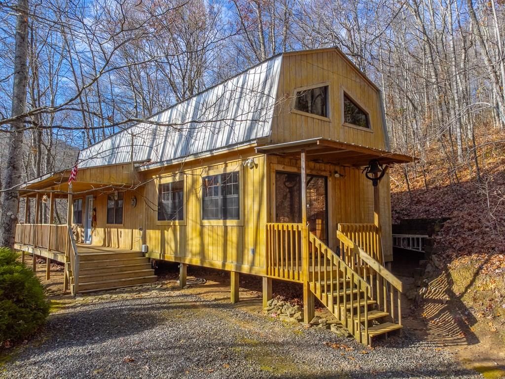 Photo of 348 Laurel Drive, Whittier, NC 28789 (MLS # 26042743)
