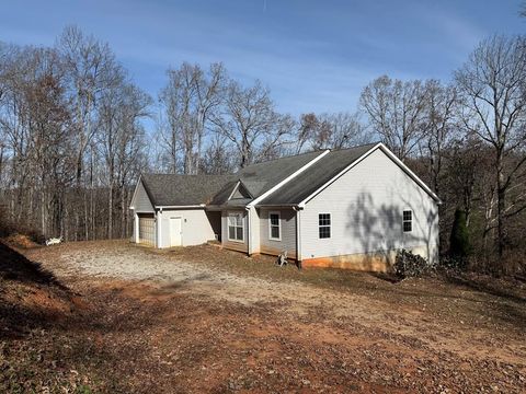 Photo of 113 Courtney Marie Drive, Franklin, NC 28734 (MLS # 26042169)