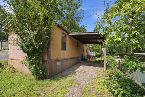 Photo of 125 Summer Circle, Franklin, NC 28734 (MLS # 26048845)