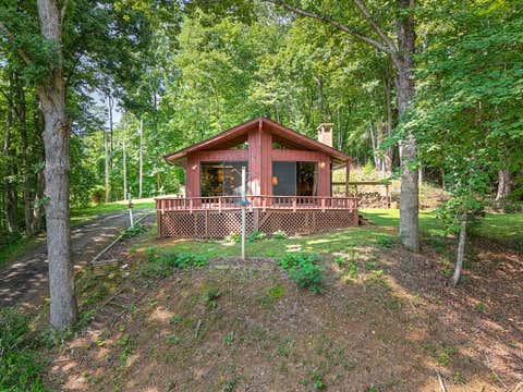 Photo of 153 Boot Hill, Whittier, NC 28789 (MLS # 26048219)