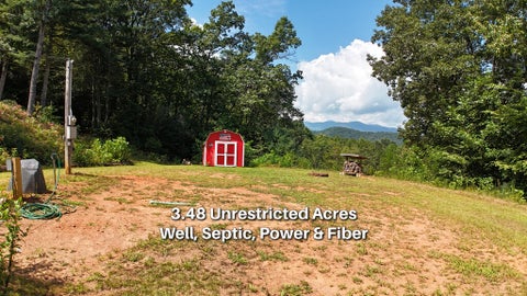Photo of 691 Chalk Hill Rd, Franklin, NC 28734 (MLS # 26047665)
