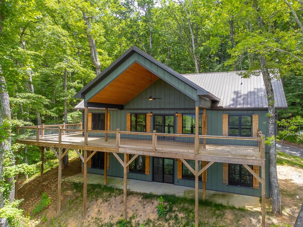 Photo of 960 Woods Mountains Trl, Glenville, NC 28723 (MLS # 26041712)
