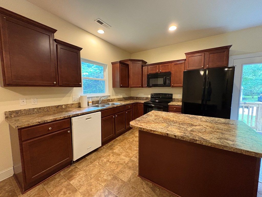 Photo of 160 Watavue Dr, Bryson City, NC 28713 (MLS # 26041822)