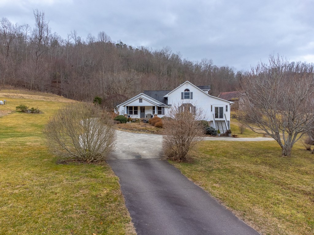 2206 Mountain Grove Rd