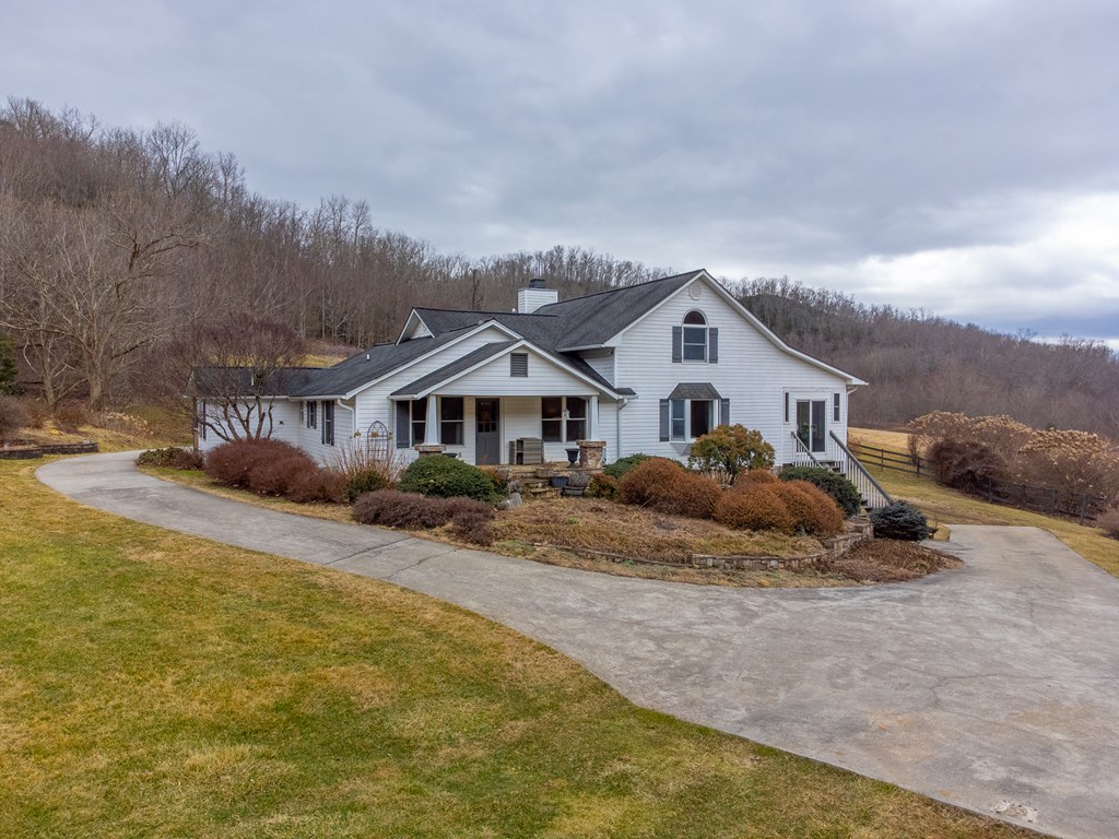 2206 Mountain Grove Rd