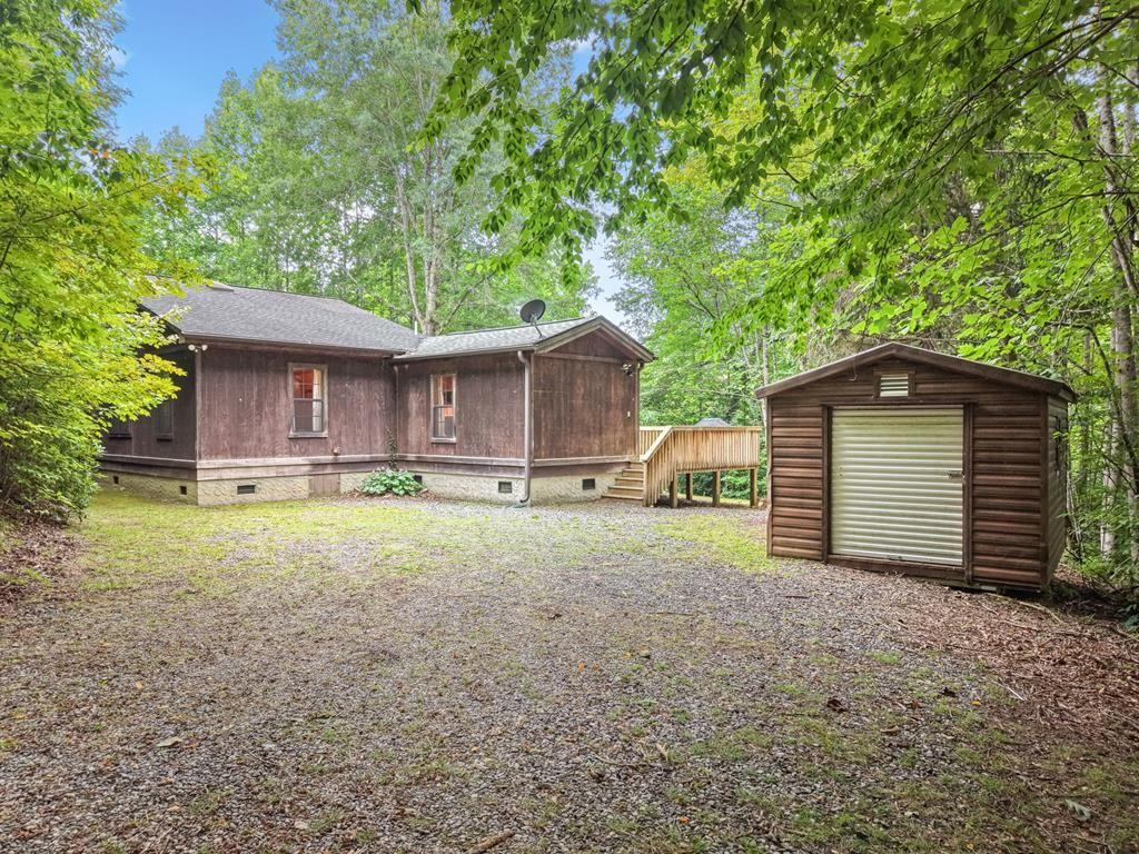 Photo of 1350 Thomas Valley Road, Barkers Creek, NC 28457 (MLS # 26048010)