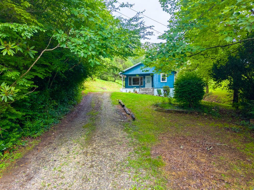 Photo of 460 Dehart Cemetery Road, Bryson City, NC 28713 (MLS # 26047920)