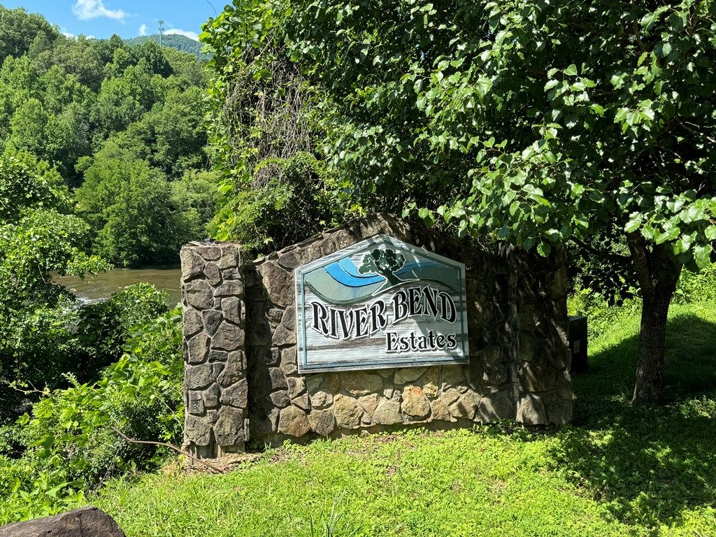 Photo of Lot 4 Riverbend Estates, Whittier, NC 28789 (MLS # 26040810)