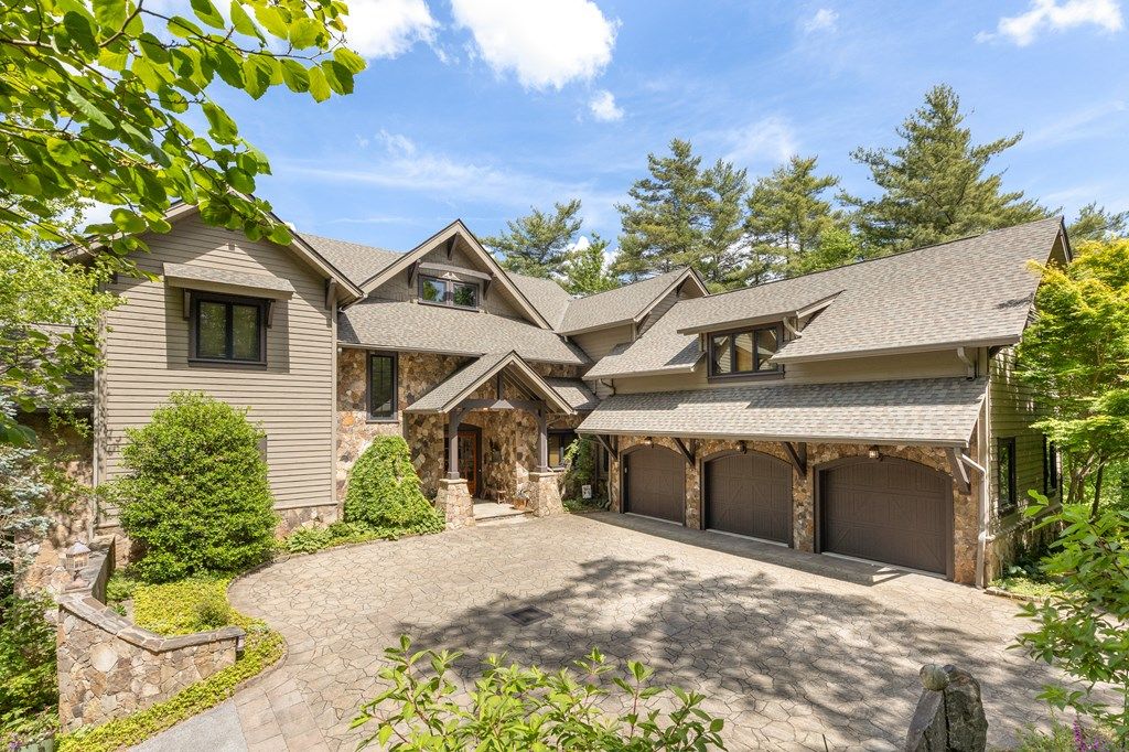 Photo of 70 Norton Court, Highlands, NC 28741 (MLS # 26047444)