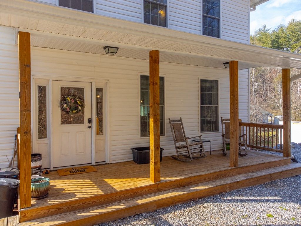 Photo of 89 Stratford Place, Sylva, NC 28779 (MLS # 26045508)