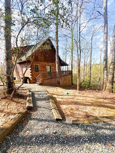 Photo of 269 Fernwood Drive, Bryson City, NC 28713 (MLS # 26040577)