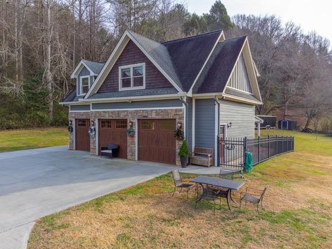 Photo of 1205 Wells Rd, Murphy, NC 28905 (MLS # 26042816)