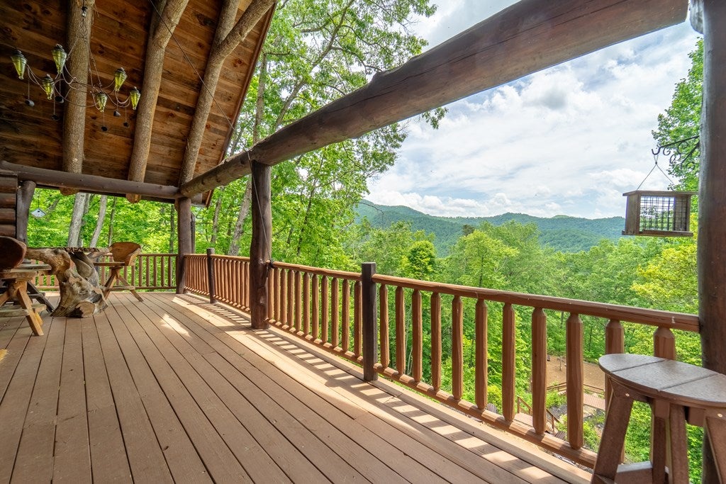 104 Beasley Mine Rd