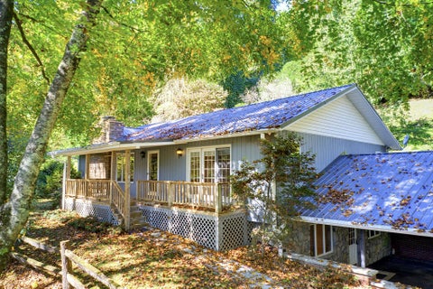 Photo of 722 Dillsboro Rd, Sylva, NC 28779 (MLS # 26048741)