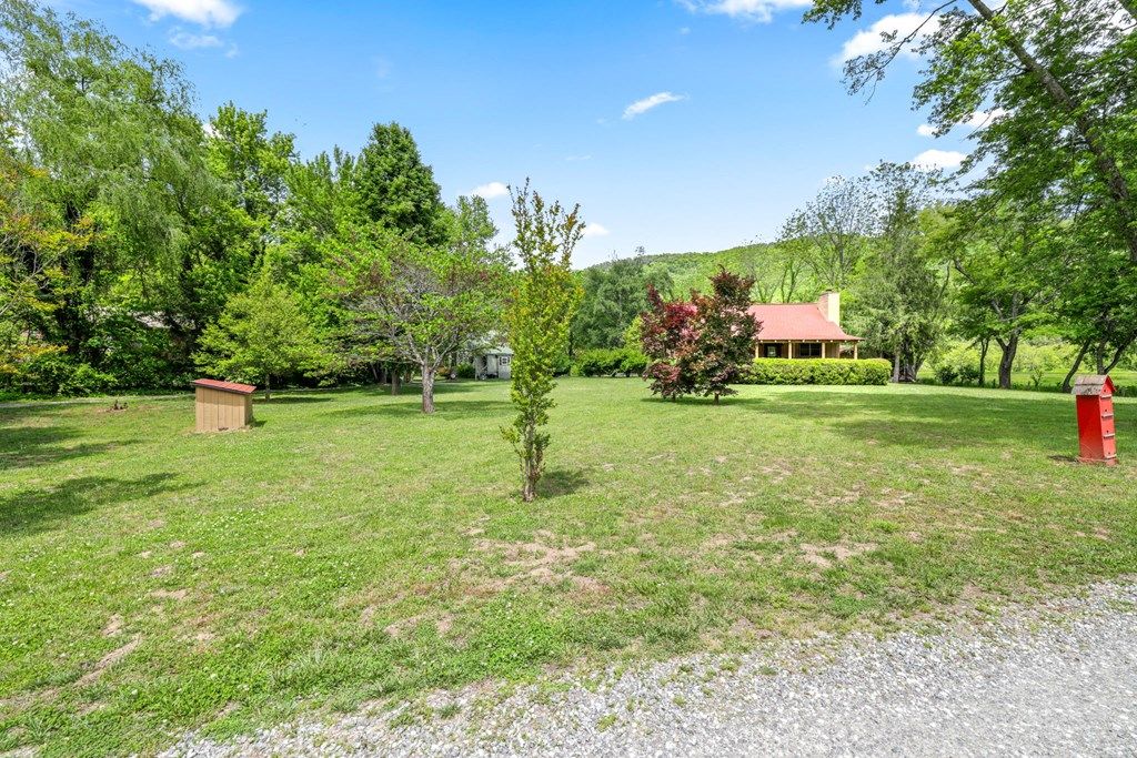 Photo of 300 Bugle Boy Dr, Cullowhee, NC 28723 (MLS # 26047300)