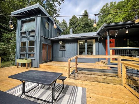 Photo of 354 Bart Cove Rd, Sylva, NC 28787 (MLS # 26042411)