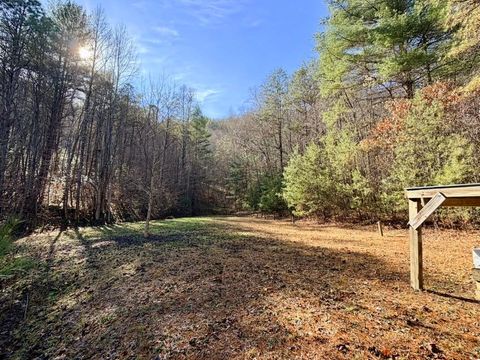 Photo of 000 Genesis Trail Dr, Sylva, NC 28779 (MLS # 26042876)