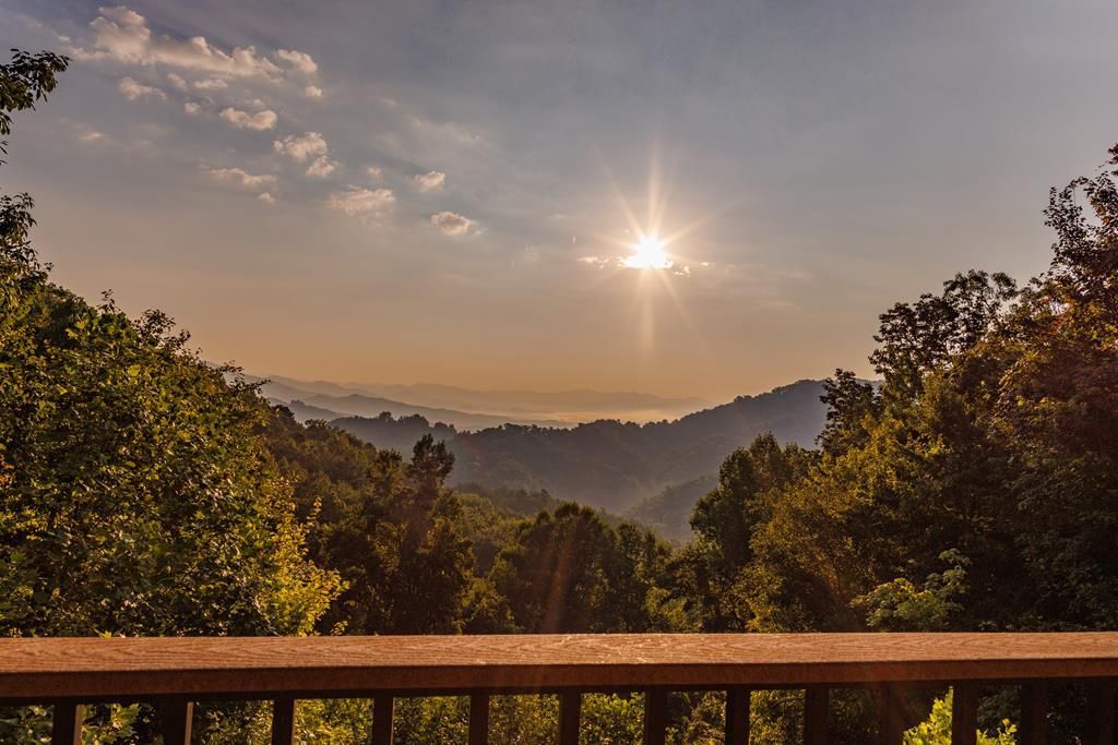 Photo of 860 Butternut Ridge, Bryson City, NC 28713 (MLS # 26047214)