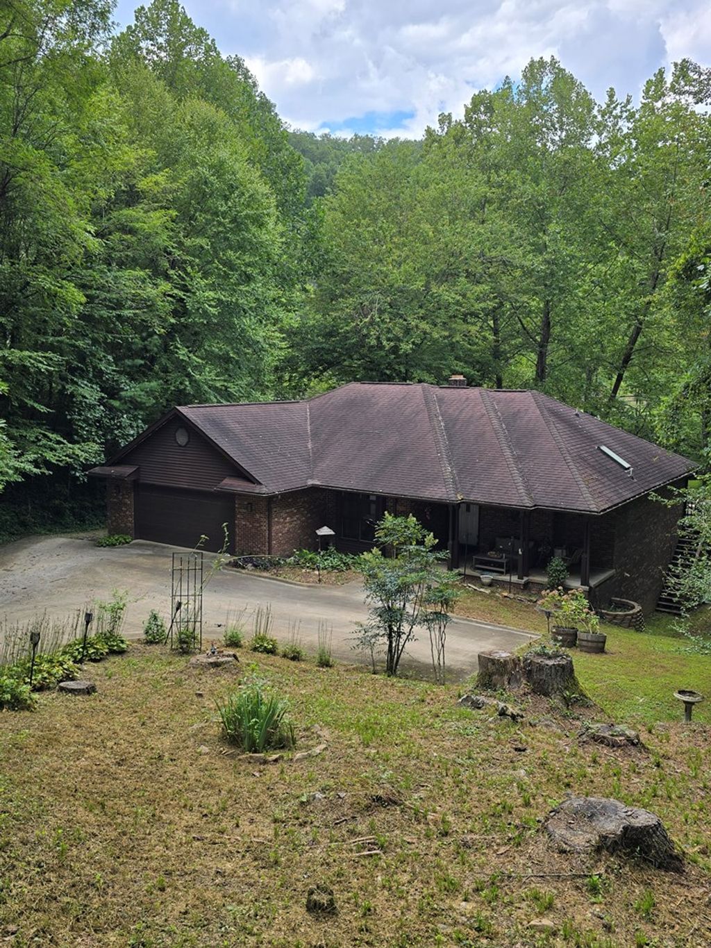 Photo of 187 Turtle Creek Rd, Sylva, NC 28779 (MLS # 26042081)