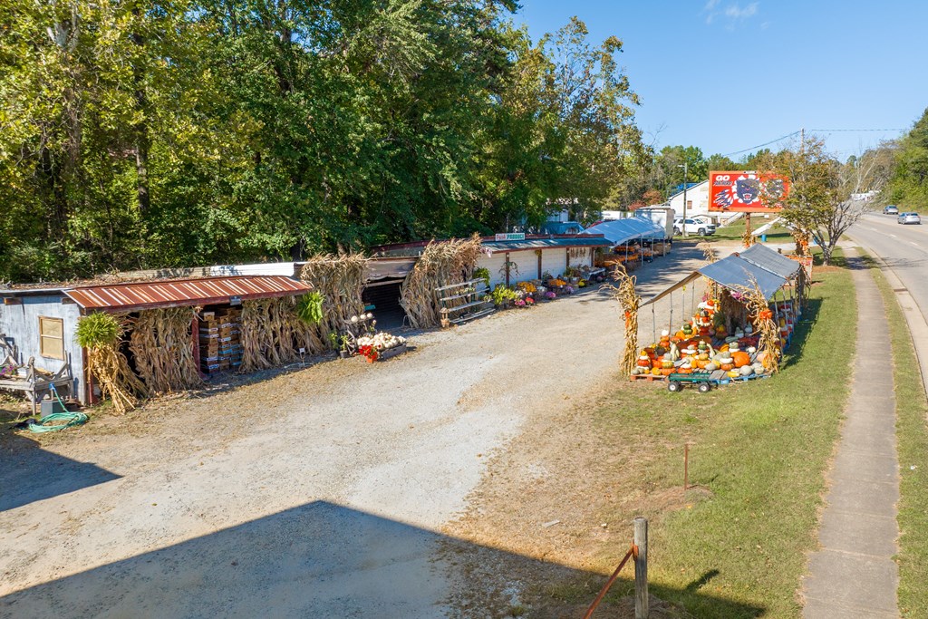 838 East Main Street