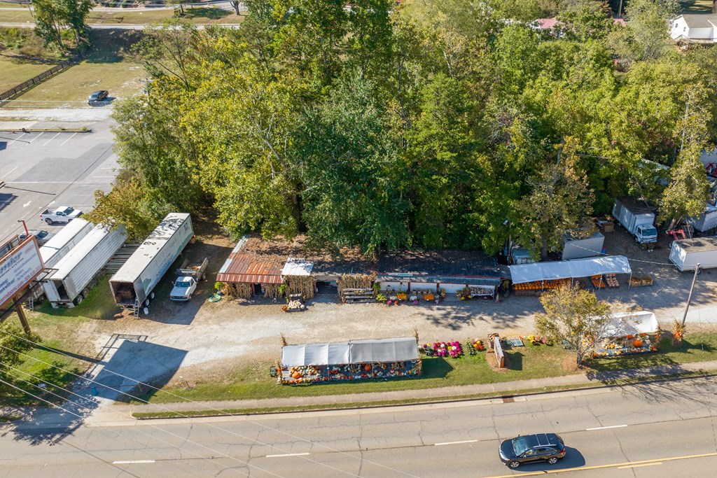 838 East Main Street