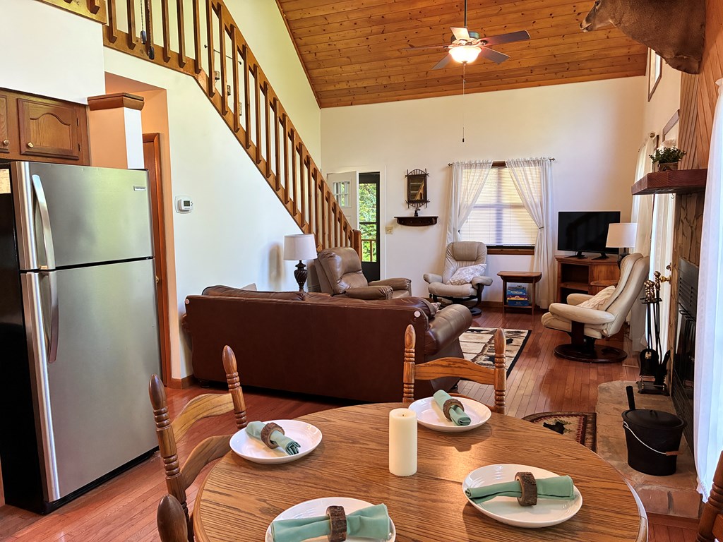 Robbinsville (Graham), North Carolina 28771, United States, 2 Bedrooms Bedrooms, ,2 BathroomsBathrooms,Residential,Active,157288