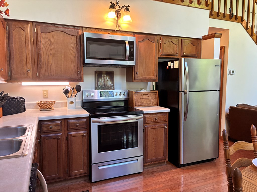 Robbinsville (Graham), North Carolina 28771, United States, 2 Bedrooms Bedrooms, ,2 BathroomsBathrooms,Residential,Active,157288