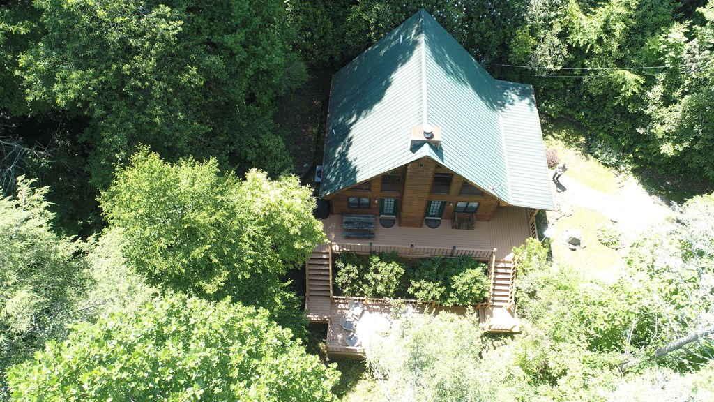 Robbinsville (Graham), North Carolina 28771, United States, 2 Bedrooms Bedrooms, ,2 BathroomsBathrooms,Residential,Active,157288