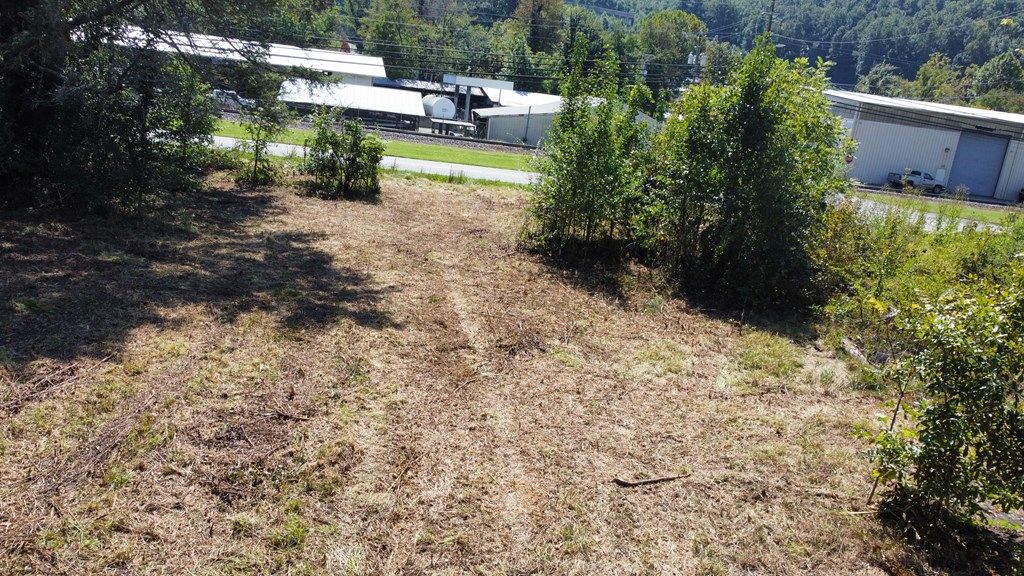 Photo of 887 Skyland Drive, Sylva, NC 28779 (MLS # 26042140)