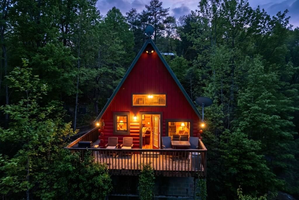 Photo of 125 Mulberry Lane, Bryson City, NC 28713 (MLS # 26047108)