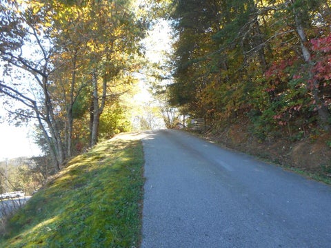 Photo of 1895 Lakeside Drive, Franklin, NC 28734 (MLS # 26048799)