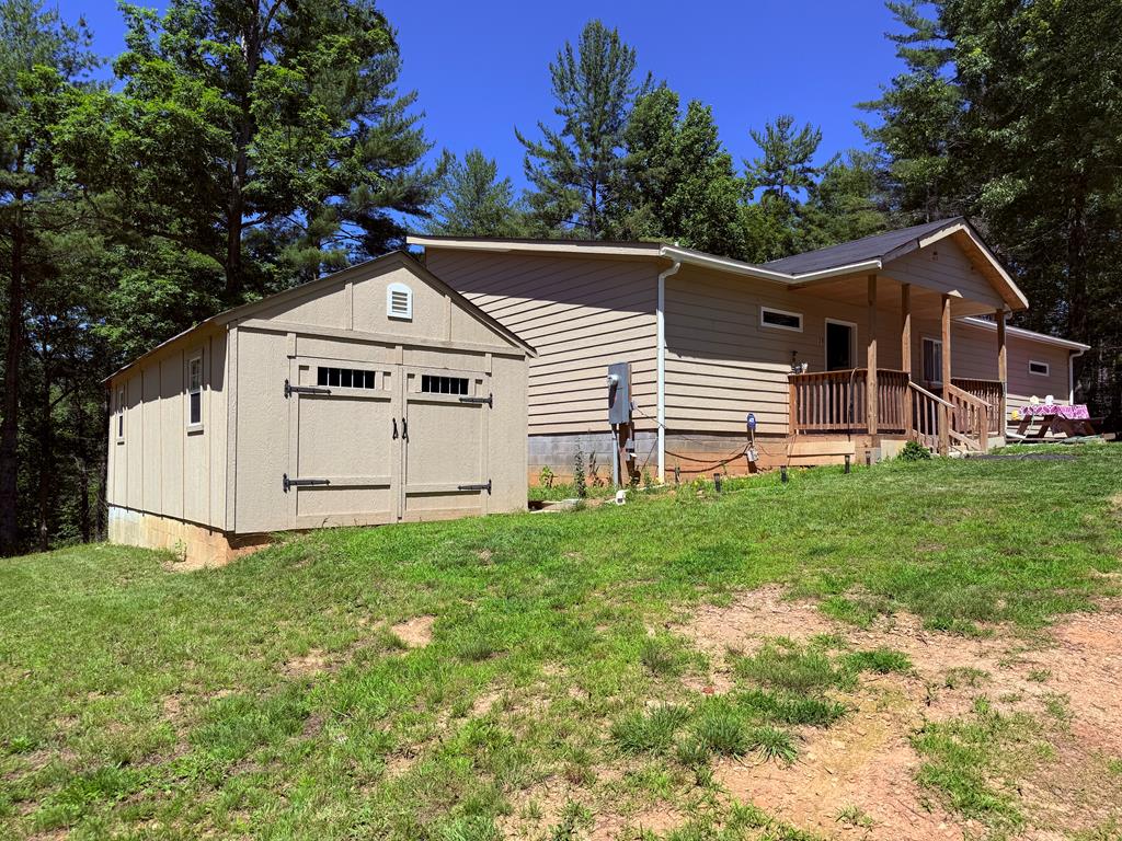 Photo of 39 Grackle Road, Murphy, NC 28906 (MLS # 26047476)