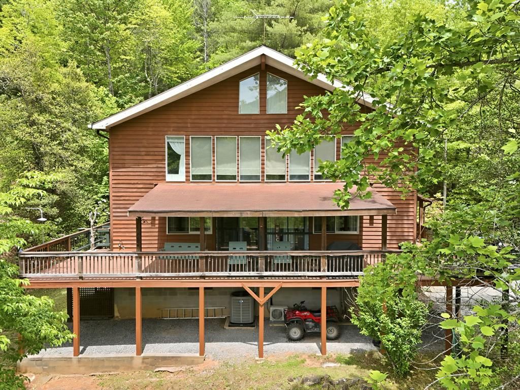 Photo of 16 Hillside Terrace, Robbinsville, NC 28771 (MLS # 26047294)