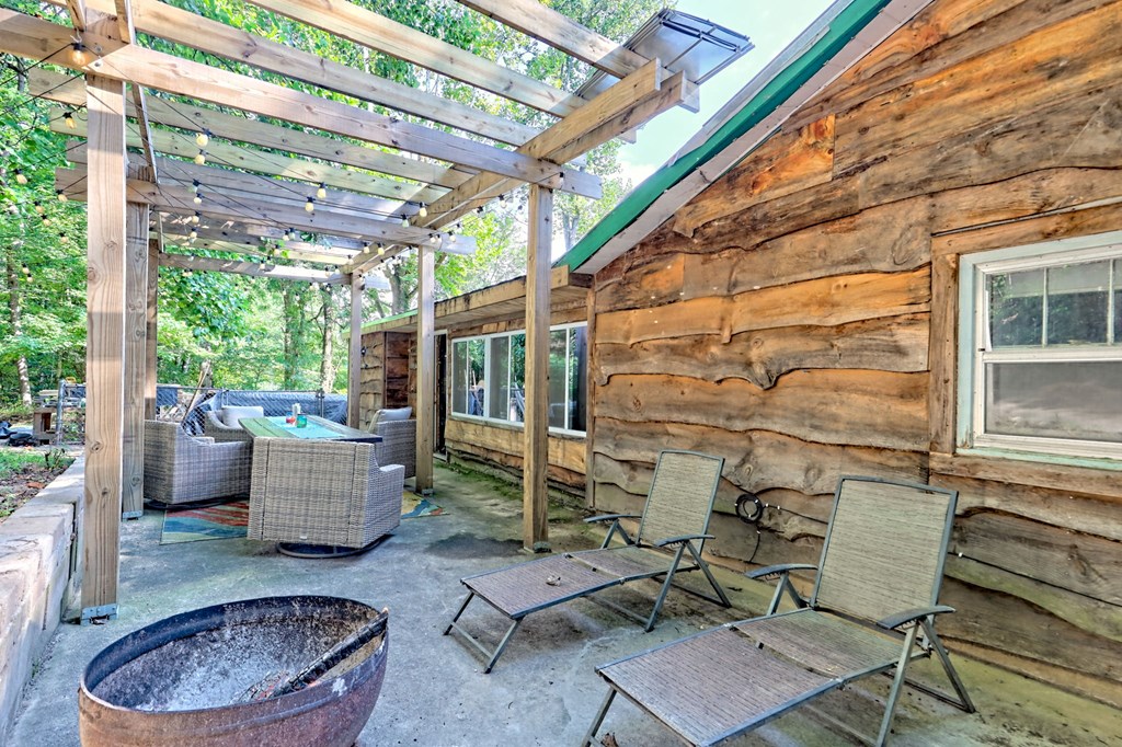 Murphy, South Carolina 29806, United States, 3 Bedrooms Bedrooms, ,2 BathroomsBathrooms,Residential,Active,210777