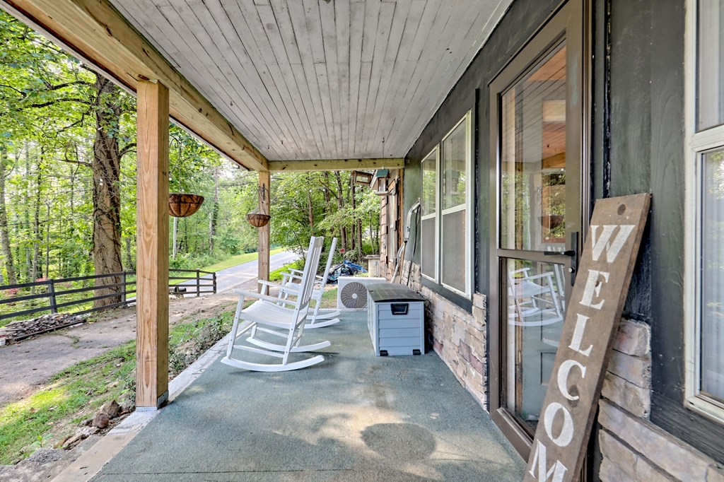 Murphy, South Carolina 29806, United States, 3 Bedrooms Bedrooms, ,2 BathroomsBathrooms,Residential,Active,210777