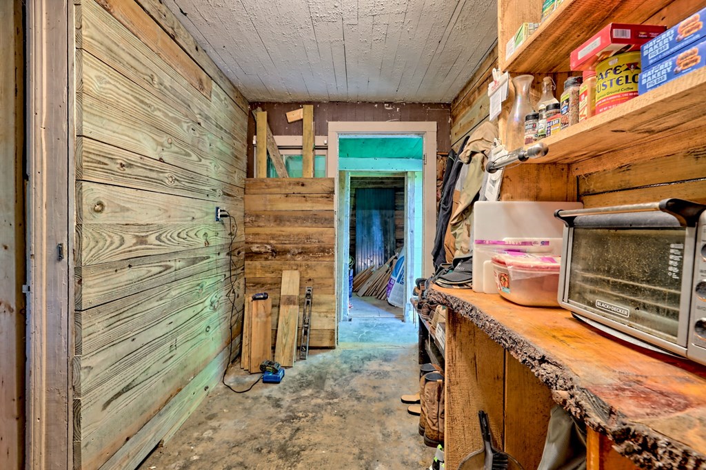 Murphy, South Carolina 29806, United States, 3 Bedrooms Bedrooms, ,2 BathroomsBathrooms,Residential,Active,210777