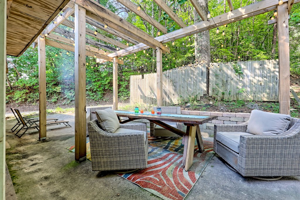 Murphy, South Carolina 29806, United States, 3 Bedrooms Bedrooms, ,2 BathroomsBathrooms,Residential,Active,210777