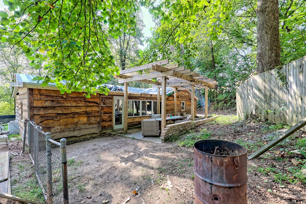 Murphy, South Carolina 29806, United States, 3 Bedrooms Bedrooms, ,2 BathroomsBathrooms,Residential,Active,210777