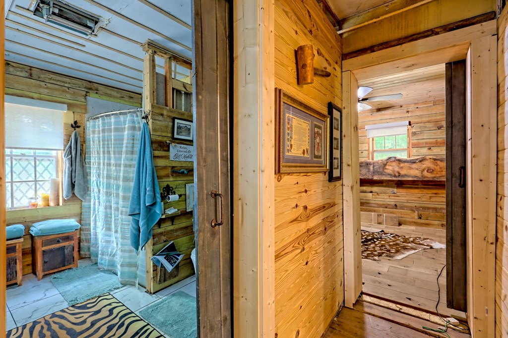 Murphy, South Carolina 29806, United States, 3 Bedrooms Bedrooms, ,2 BathroomsBathrooms,Residential,Active,210777