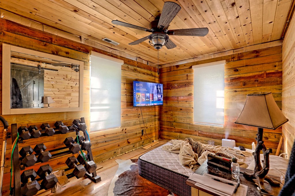 Murphy, South Carolina 29806, United States, 3 Bedrooms Bedrooms, ,2 BathroomsBathrooms,Residential,Active,210777