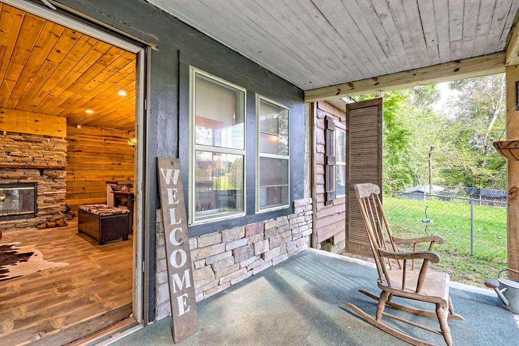 Murphy, South Carolina 29806, United States, 3 Bedrooms Bedrooms, ,2 BathroomsBathrooms,Residential,Active,210777