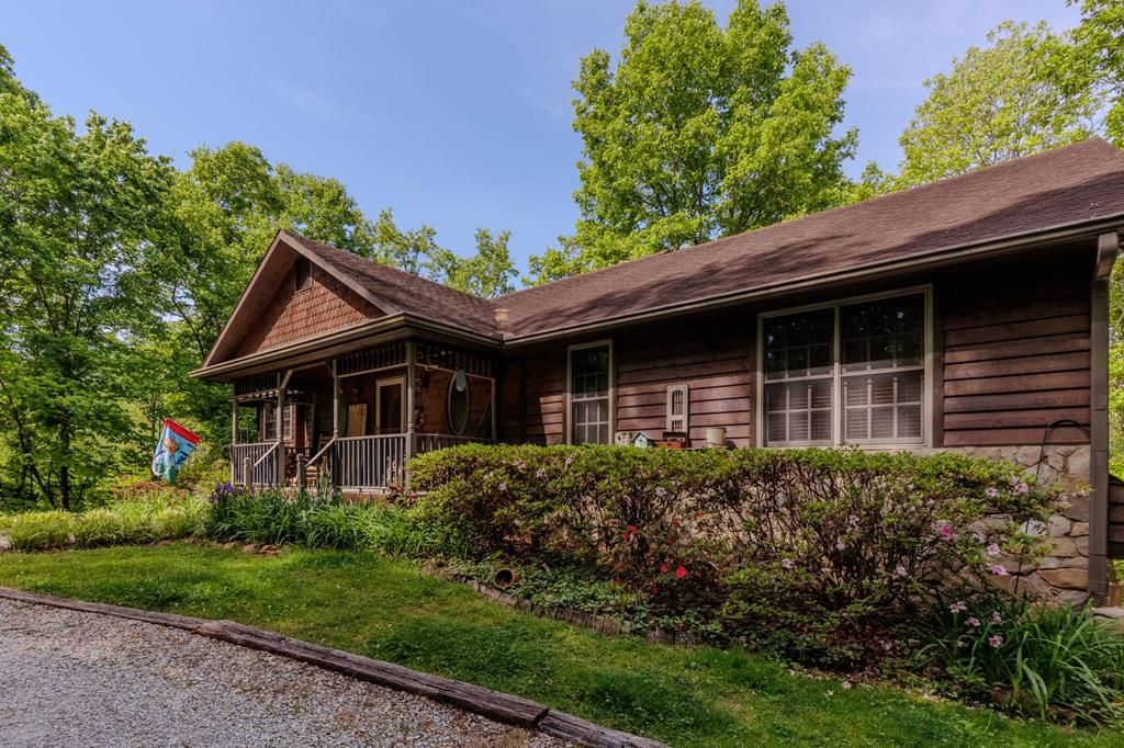 Photo of 97 Covered Bridge Rd, Stecoah, NC 28771 (MLS # 26047080)